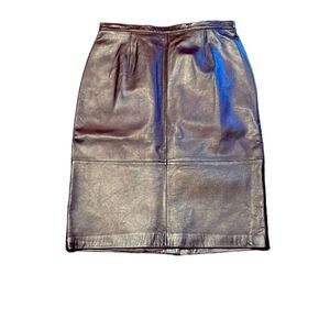 Jaclyn Smith Classic Leather Skirt